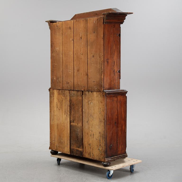 A baroque cabinet, first half of the 18th Century.