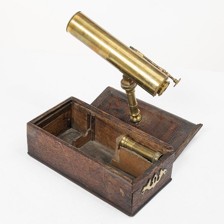 Mirror telescope, England, mid-18th century.