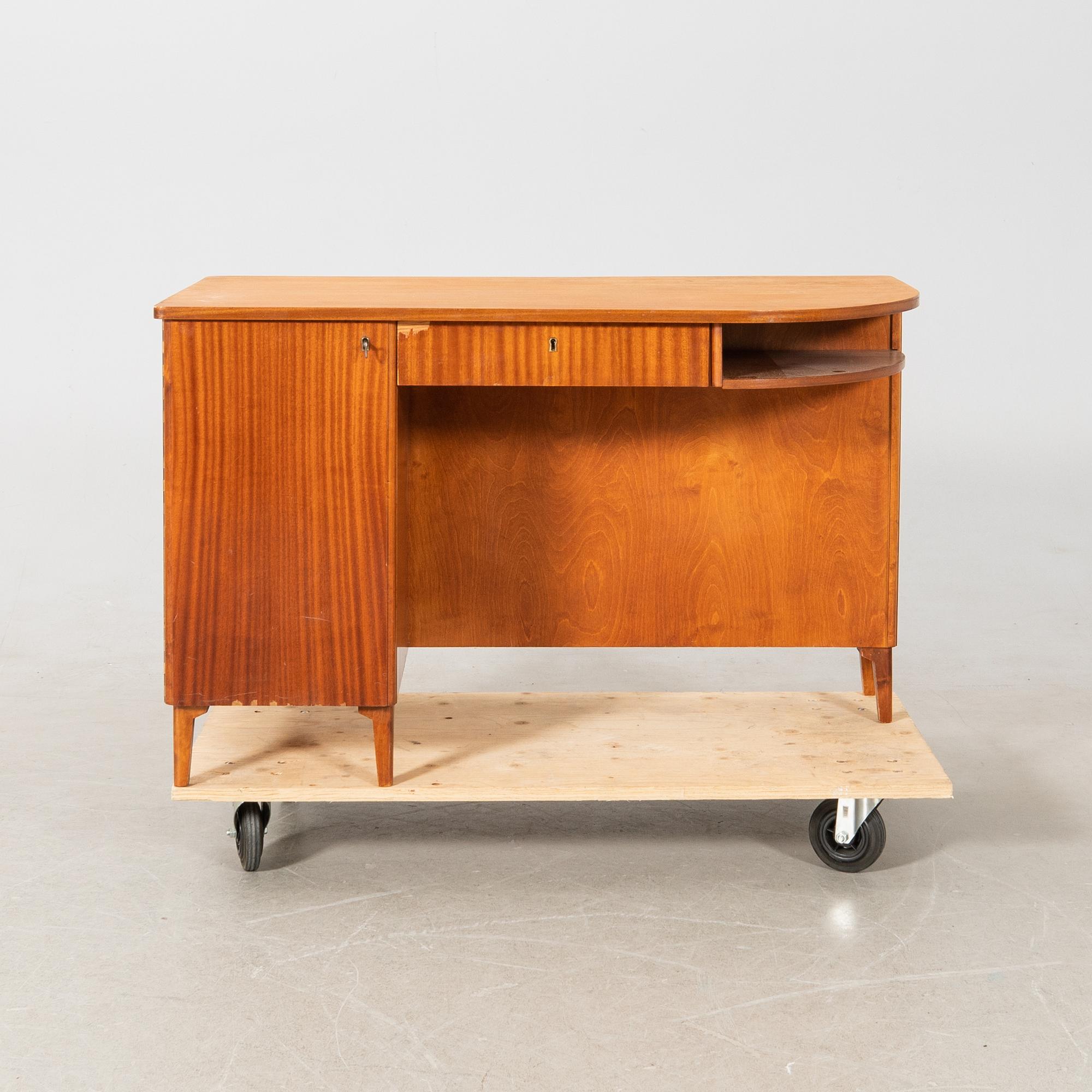 Desk/bookcase, mid-20th century.
