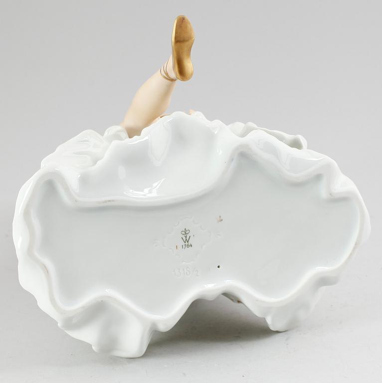 FIGUR, porslin, Wallendorf, 1900-talets mitt.