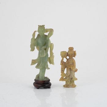 Figuriner, två stycken, sten, Kina, 1900-tal.