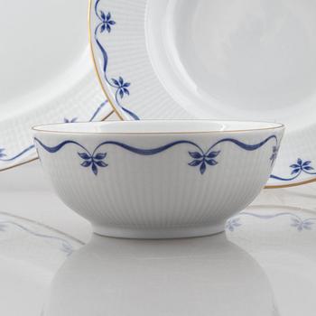 Pia Rönndahl, a 51-piece 'Mårbacka' porcelain service, Rörstrand.