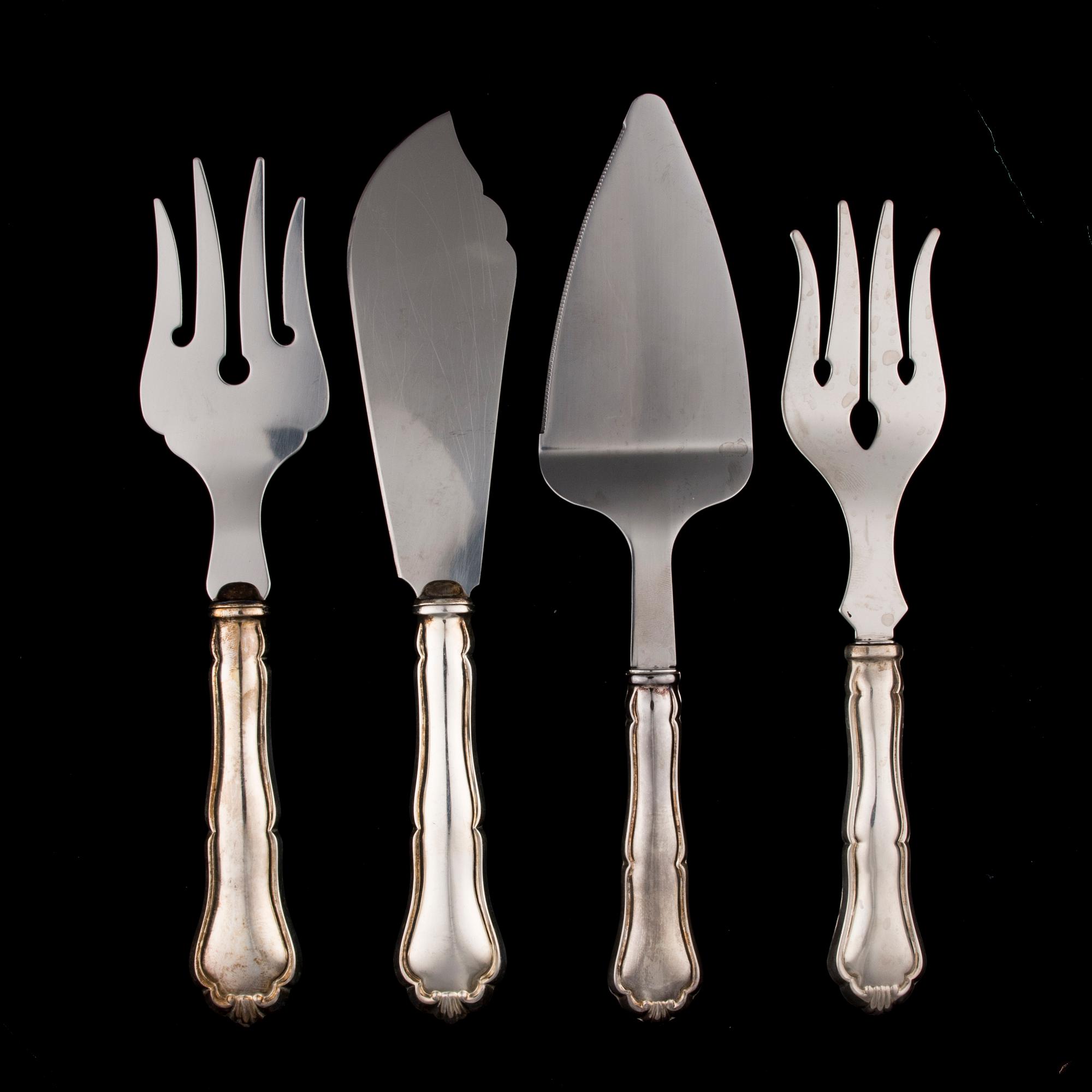 SERVERINGSBESTICK, 8 delar, silver, "Chippendale", bär diverse finska tillverkarstämplar, 1991-2013.