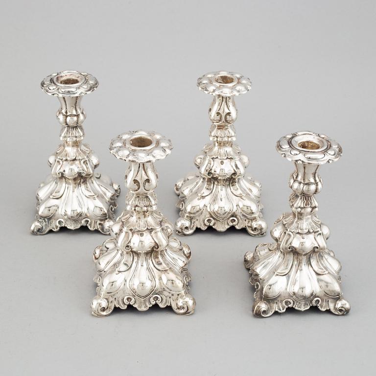 2+2 rococo-style silver candlesticks, 20th century.