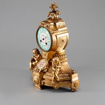 BORDSUR, 1800-talets andra hälft.