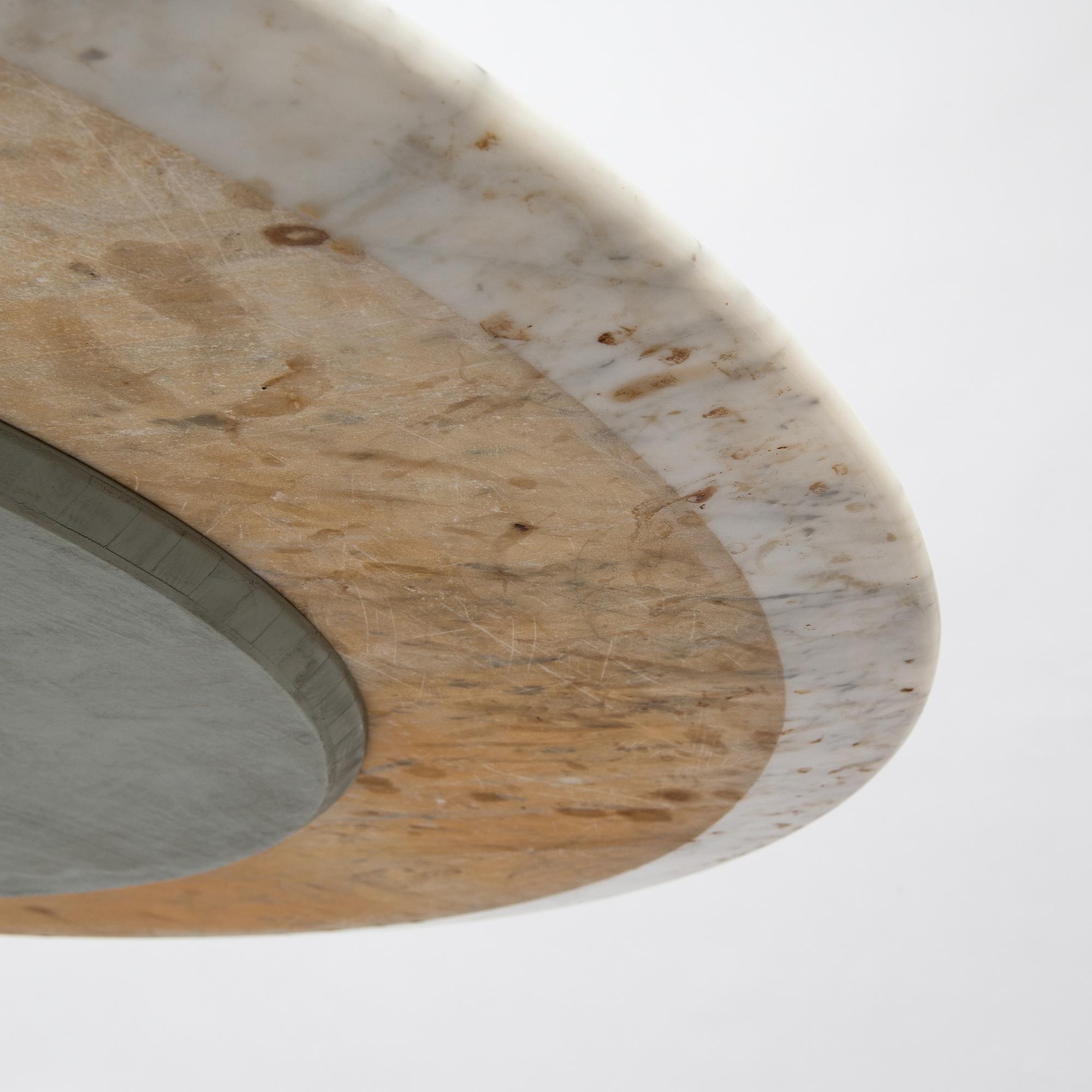 Eero Saarinen, ruokapöytä, "Tulip", lisenssillä valmistettu Knoll, Sveitsi 1970-luku.