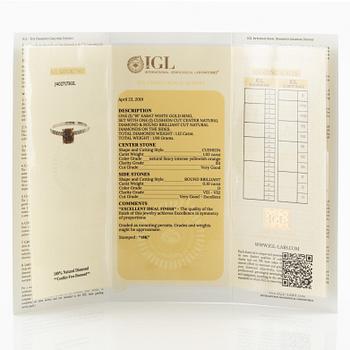 Ring 18K vitguld med cushionslipad gulorange diamant 1.02 ct,.