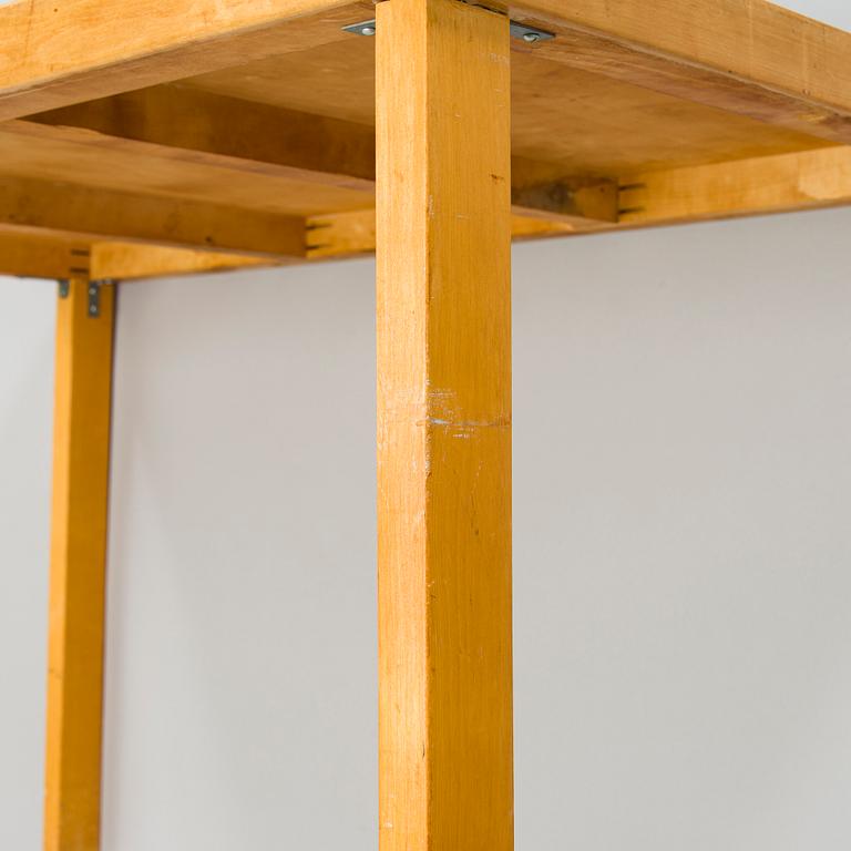 Alvar Aalto, bord, modell 96, O.Y. Huonekalu-ja Rakennustyötehdas A.B. 1950-tal.