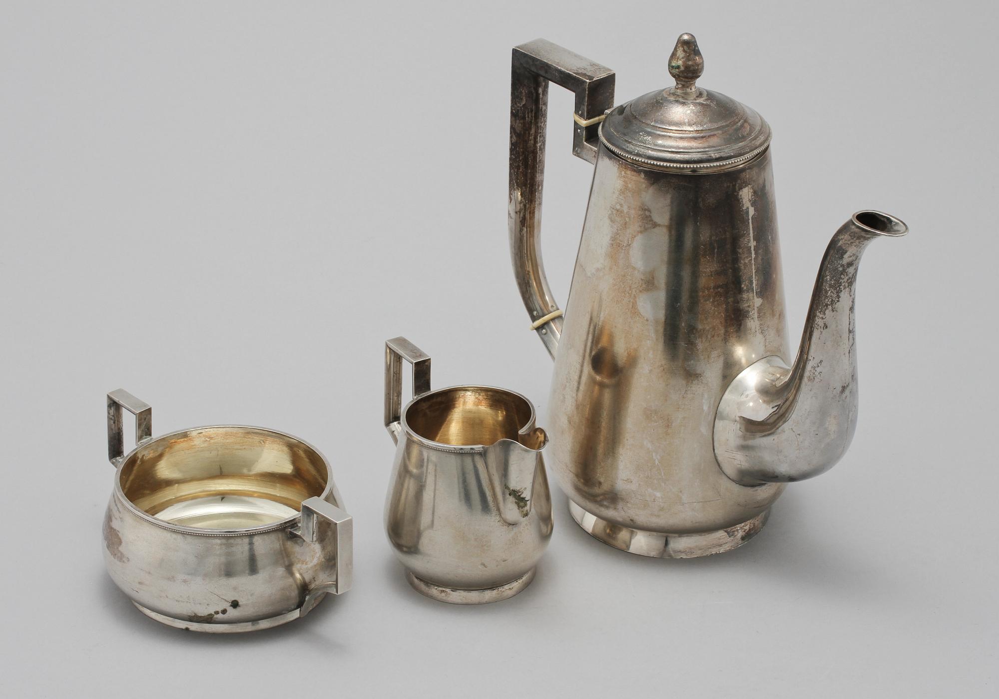 KAFFESERVIS, 3 delar, silver, Estland, 1900-tal. Vikt 1 130 g.