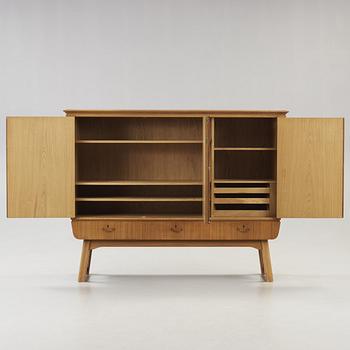 SKÅP, Swedish Modern, 1940-/50-tal.