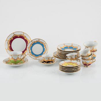 An 18-piece porcelain coffee and tea service, Meissen, 20th Century.