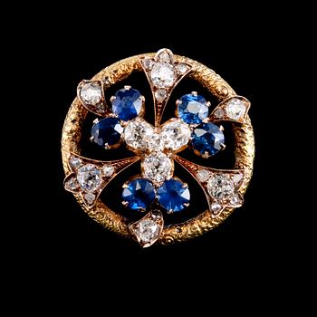 458. BROOCH, old- and rose cut diamonds c. 2.00 ct. 6 sapphires c. 2.50 ct.