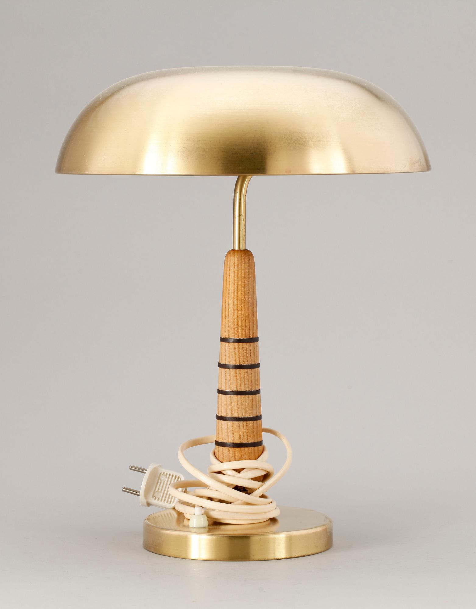 BORDSLAMPA, Sverige, 1900-tal.