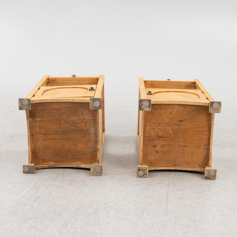 A pair of nightstands, 20th century.