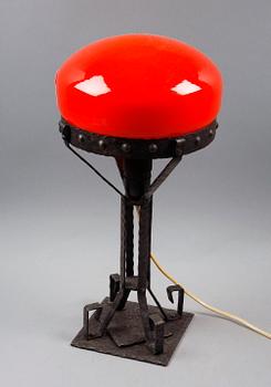 BORDSARMATUR, sk Strindbergslampa, glas och metall. Jugend. Tidigt 1900-tal.