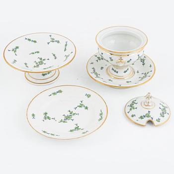 Dessertservis, 12 delar, troligen Frankrike, 1900-talets första hälft.