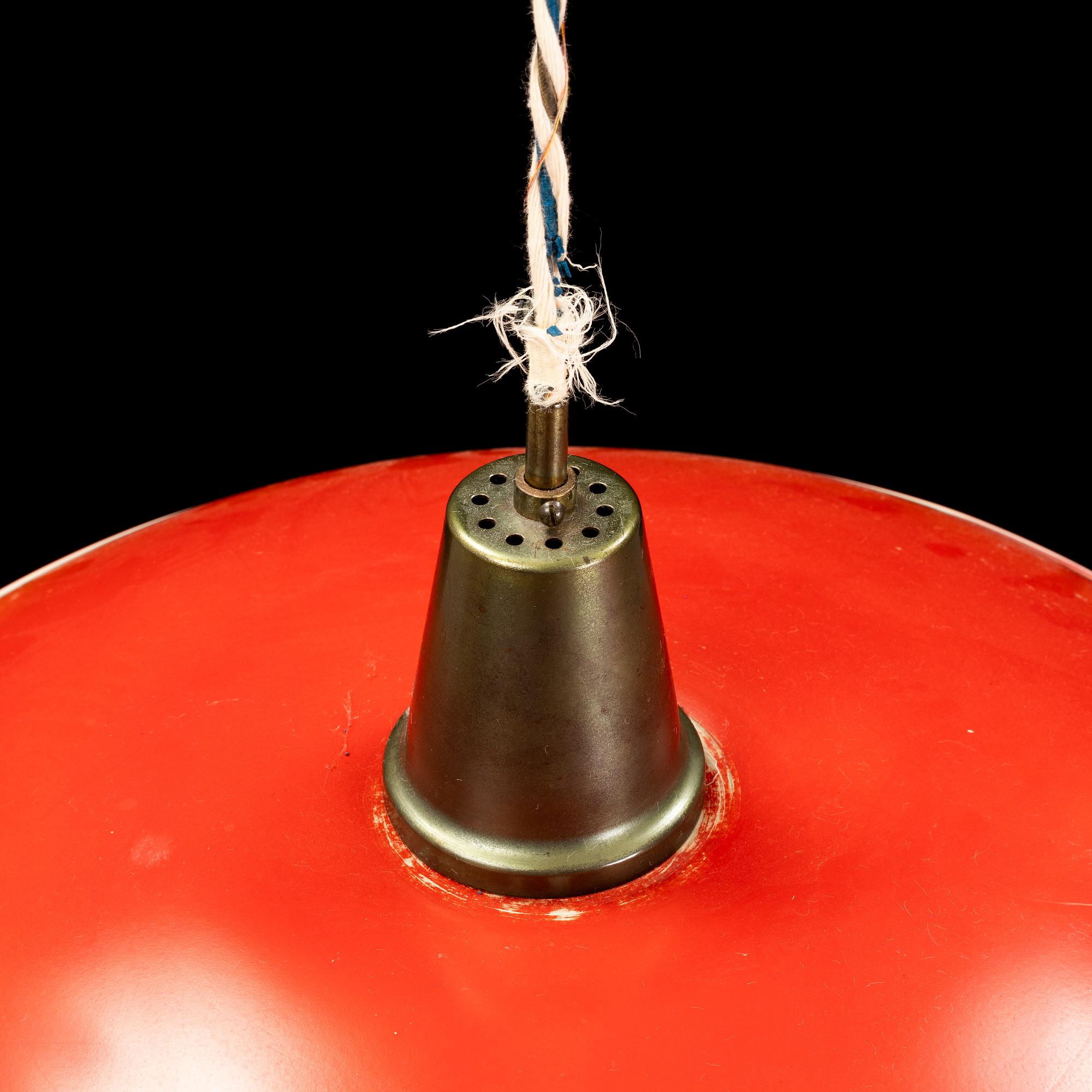 Poul Henningsen, taklampa,  "PH 5/3", Louis Poulsen, Danmark, 1900-talets mitt.