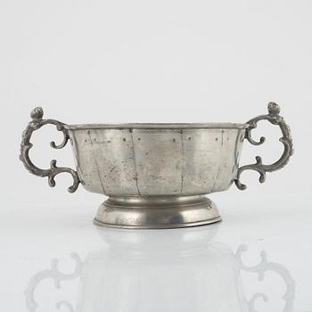 A pewter brandy-bowl, mark of Petter Lagerwall, Jönköping 1745.