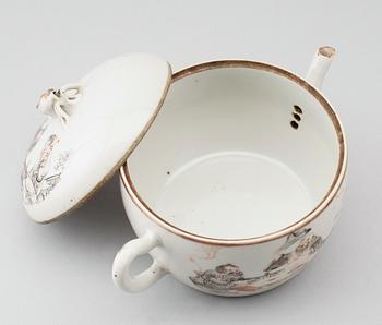 TEKANNA SAMT FAT, porslin, ostindiska, 1900-tal.