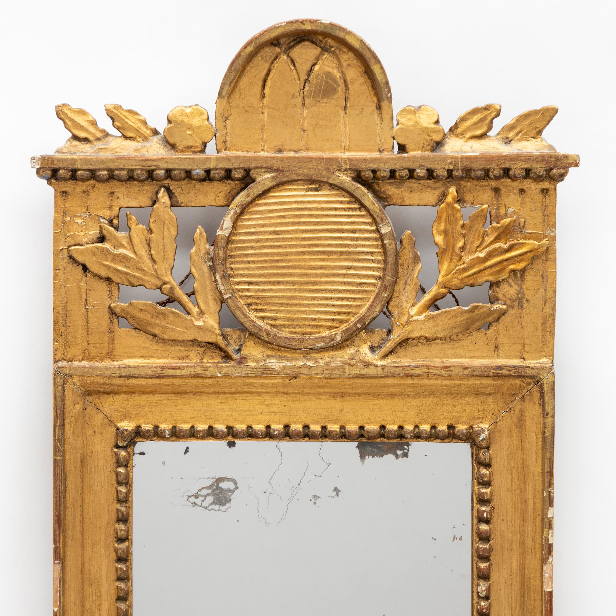 Spegel, sent 1700-tal. Gustaviansk.