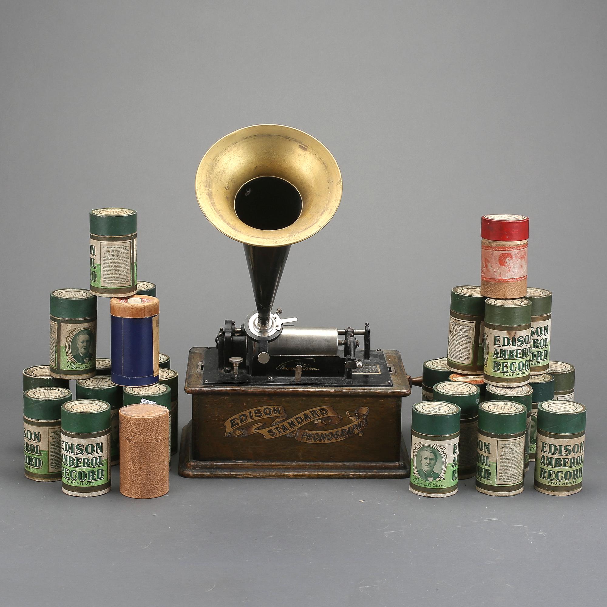 PHONOGRAPH, Edison, med ca 25 rullar.