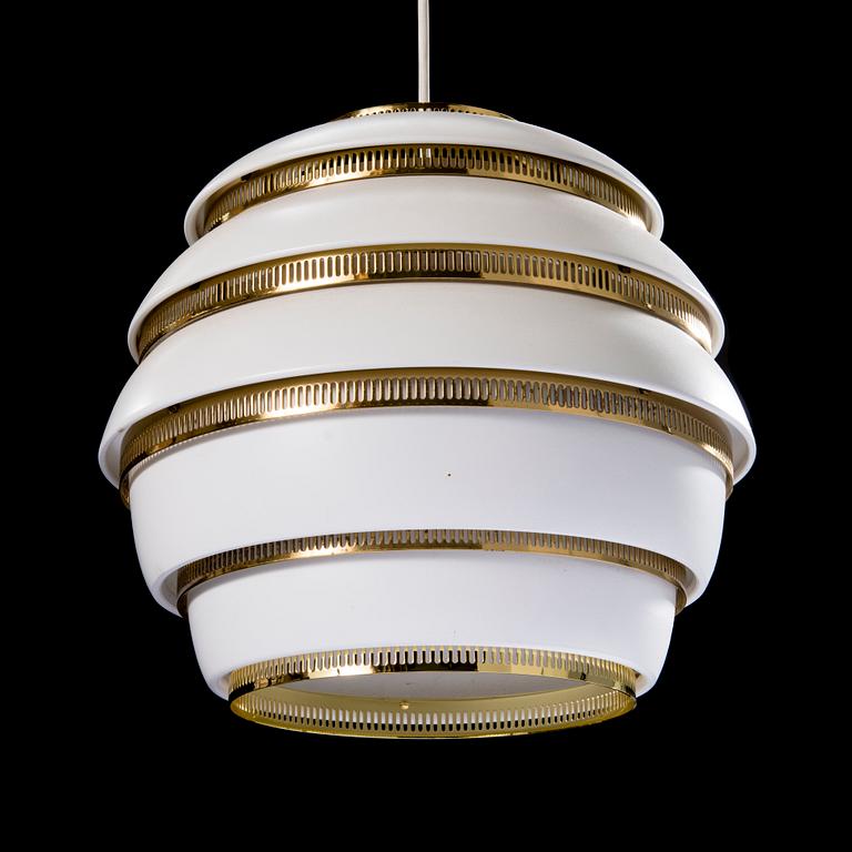 ALVAR AALTO, A Beehive A331 Pendant Ceiling Light, Valaisinpaja.