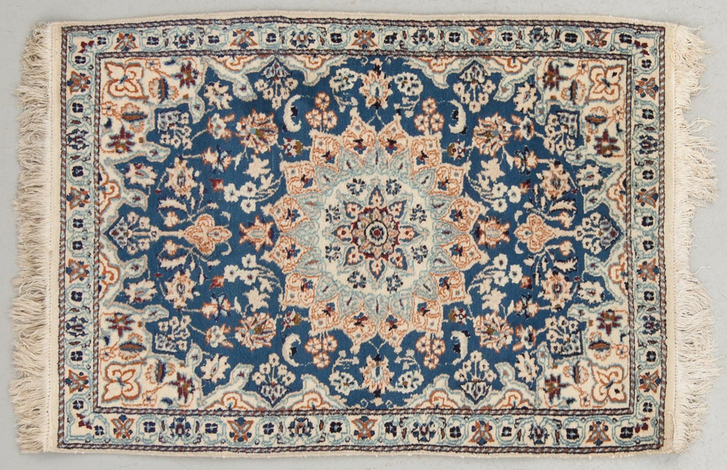 MATTA, old, Nain, part silk, ca 132 x 94 cm.