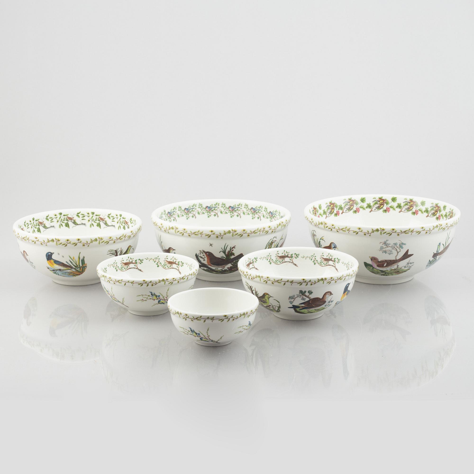 A 55-pieces dinner and coffee porcelain service, 'Birds of Britain', Portmeirion, England.