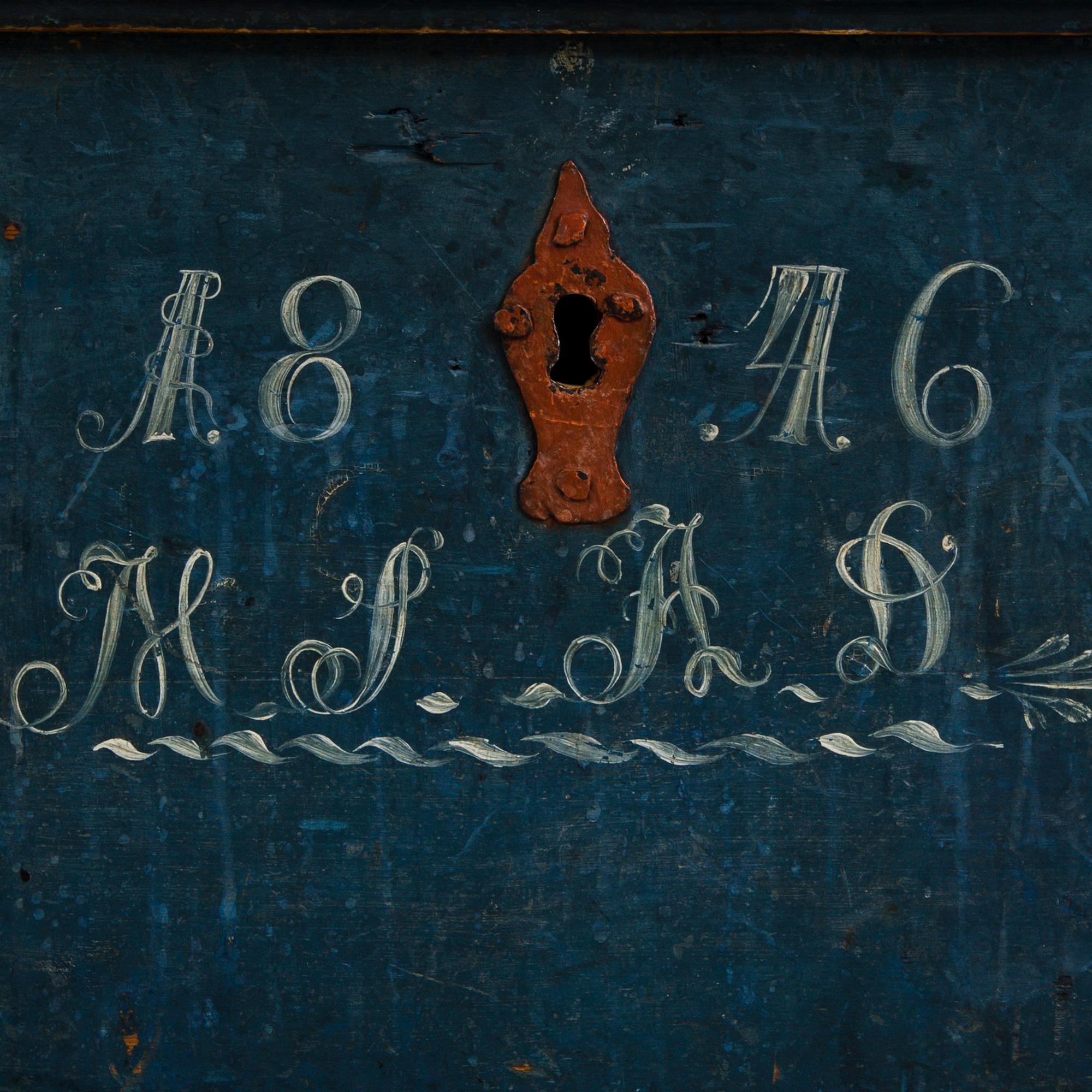 A folk art painted pine chest from Hälsingland, dated 1846.