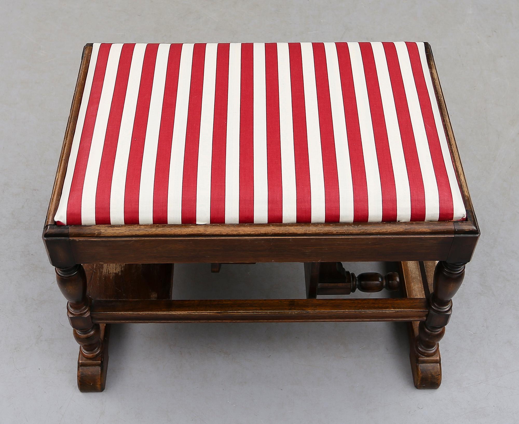 BIBLIOTEKSSTEGE/PALL, 1900-talets andra hälft.