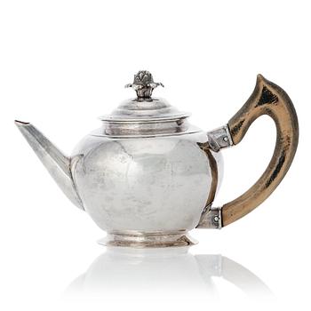 168. A Swedish Rococo silver tea-pot, mark of Jonas Thomasson Ronander, Stockholm 1756.