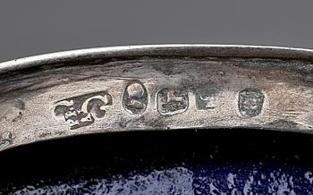 SALTKAR samt SKÅL PÅ FOT, silver,  John Robertson, 1798-99, Newcastle, England. Vikt 246g.