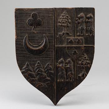 An oak shield, 18th/19th century.