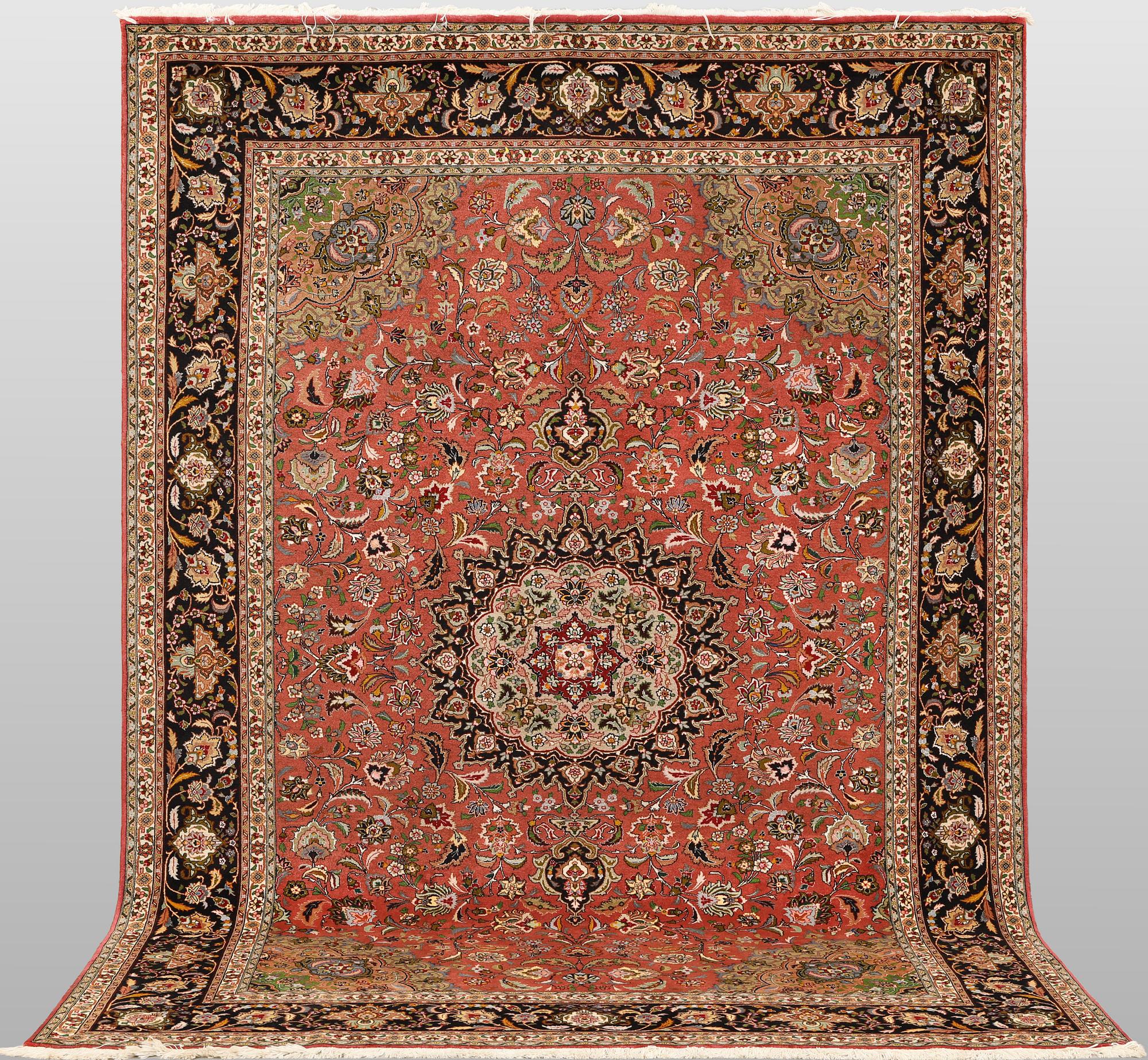 Matta, Täbriz, part silk, 292 x 202 cm.