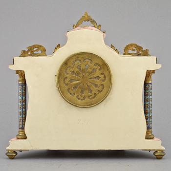 BORDSUR, porslin, 1800/1900-tal.