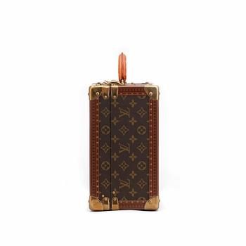 LOUIS VUITTON, a monogram canvas suitcase, "Le Loziné".