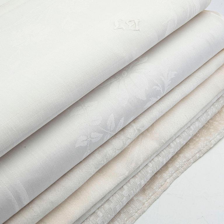 Tablecloths 5 pcs linen/damask first half of the 20th century.