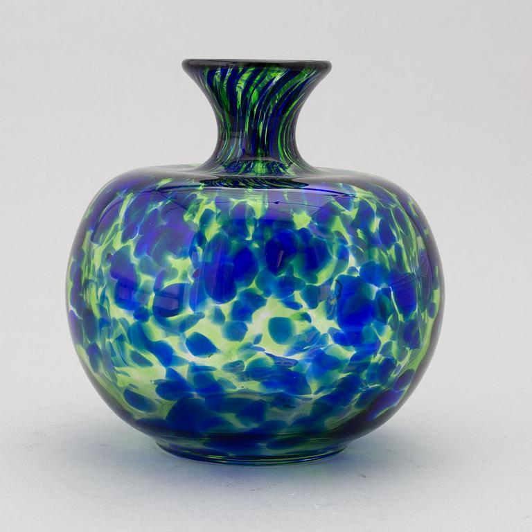 A glass vase by Bengt Edenfalk for Skruf, second half of the 20th Century.