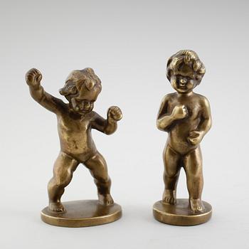 FIGURER, 2 st, brons, monogramsignerade MM, Danmark, 1900-talets första hälft.