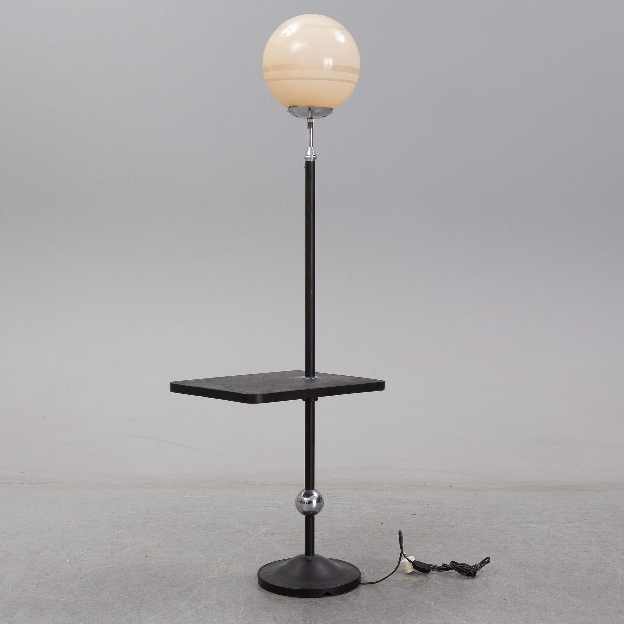 A floor light, first half of the 20th Century.
