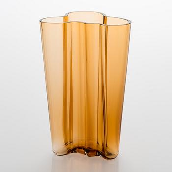 Alvar Aalto, maljakko, 201, 'Aavikko', merkitty Iittala.