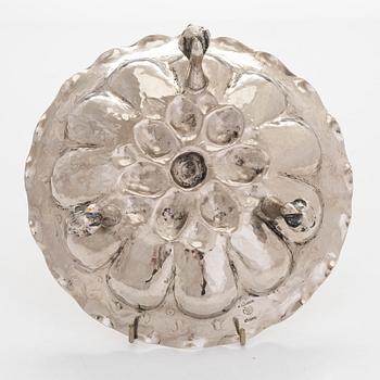 Skål, silver, 1900-tal. Stämplad P. Colonial med Native American märke.