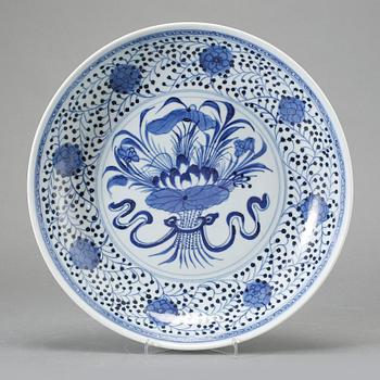 SKÅLFAT, porslin, Kina, modern tillverkning.
