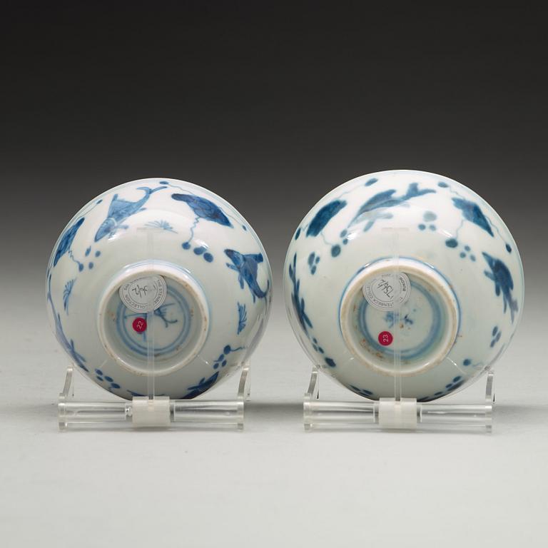 Two blue and white bowls, Ming dynasty, Wanli (1572-1620).