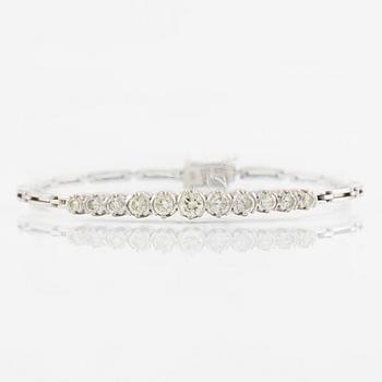 Bracelet, 18K white gold with brilliant-cut diamonds.