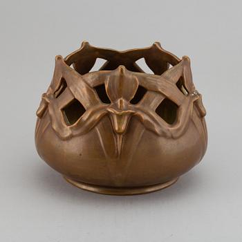 JOSEF EKBERG, ytterfoder, flintgods, Gustavsberg, 1904.