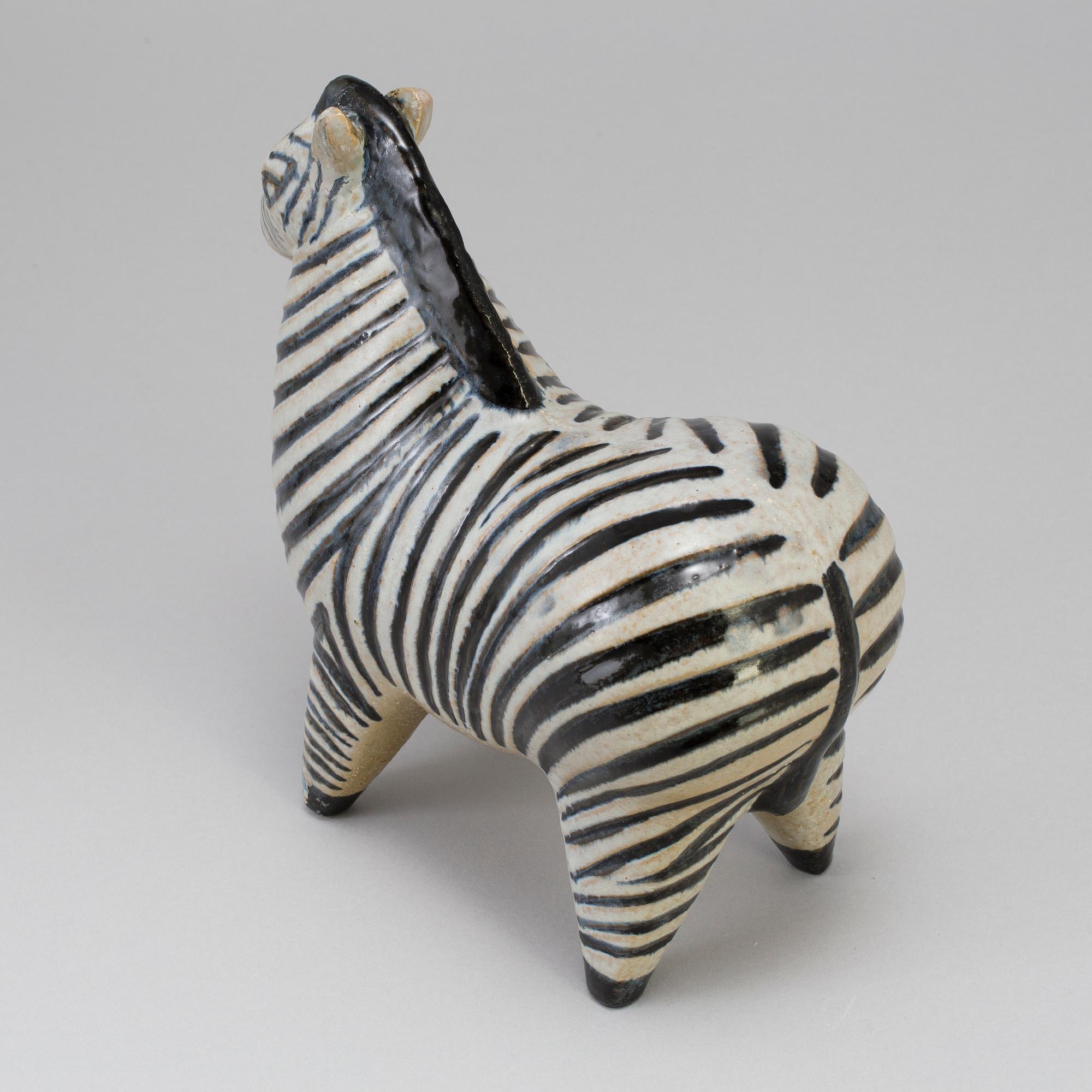 A stoneware zebra sculpture by Lisa Larson, Gustavsberg.