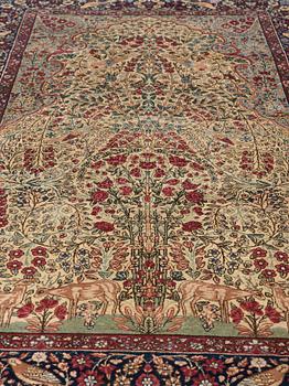 RUG. Semi-antique Kerman Figural. 225 x 141 cm.