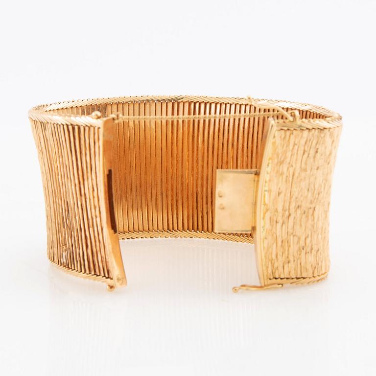 Bracelet 18K gold.