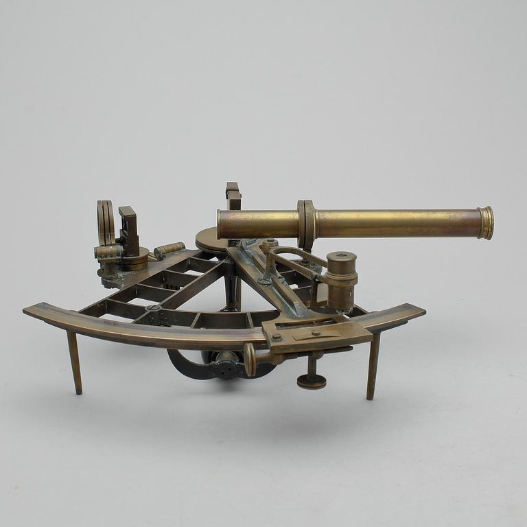 SEXTANT, mässing, troligen sekelskiftet 1900.